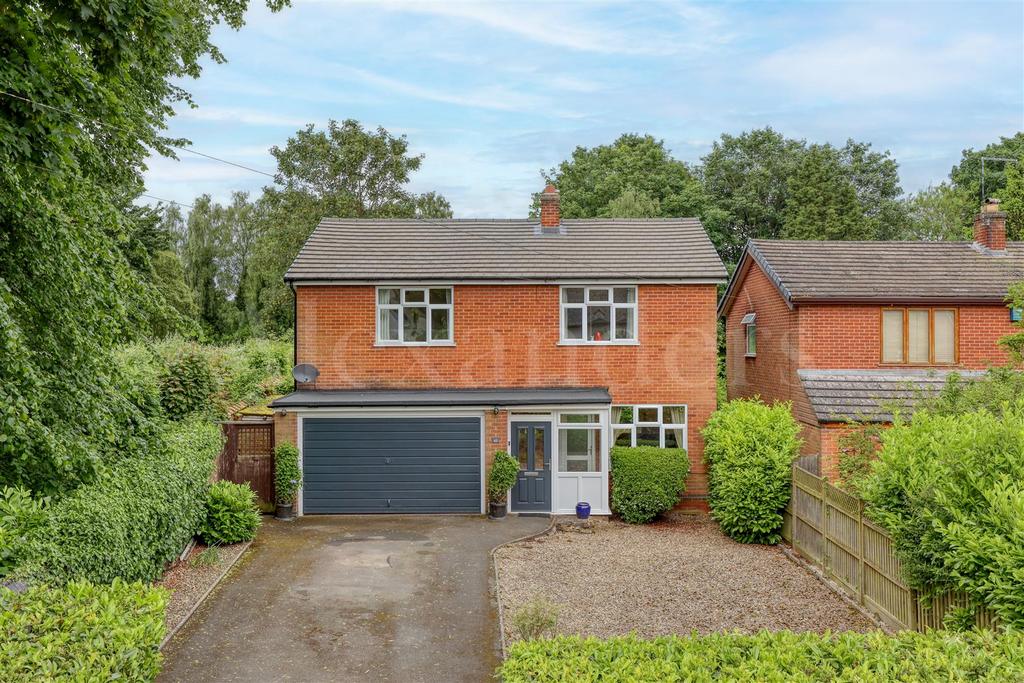 Church Road, Kirkby Mallory 4 bed detached house for sale £450,000