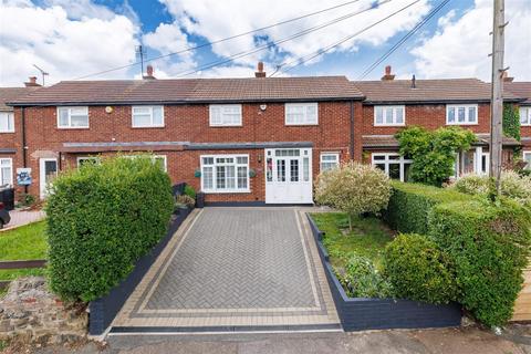 3 bedroom terraced house for sale, Beaconfield Way, Epping