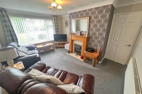 2 bedroom detached bungalow for sale, Oakhill Road, Mitcheldean GL17