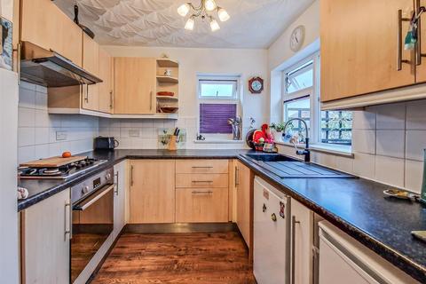 3 bedroom house for sale, Orchard Grove, Leigh-on-sea SS9