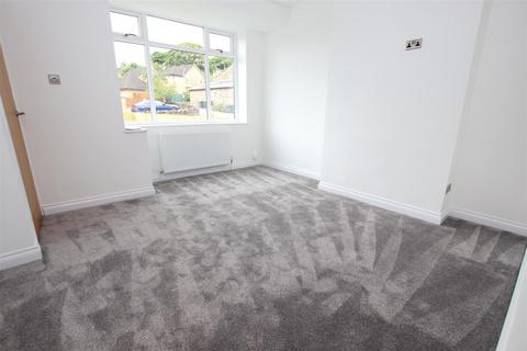 173 Apperley Road, Bradford, BD10 0AX
