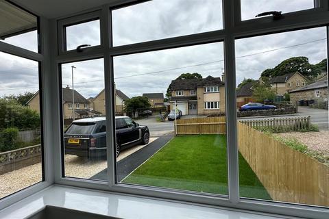 173 Apperley Road, Bradford, BD10 0AX