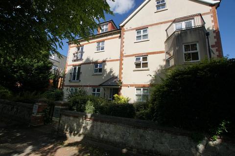 2 bedroom flat for sale, St. Leonards Road, Eastbourne BN21