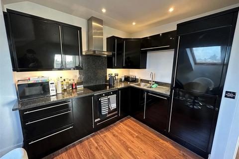 2 bedroom flat for sale, Nascot Road, Watford WD17