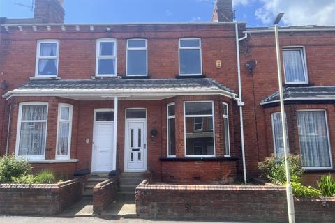 3 bedroom terraced house to rent, Beechville Avenue , Scarborough