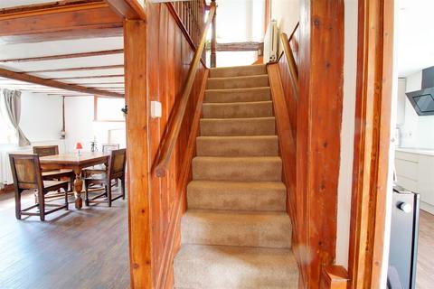 31 Station Road, Welham Green, Hatfield, AL9 7PQ