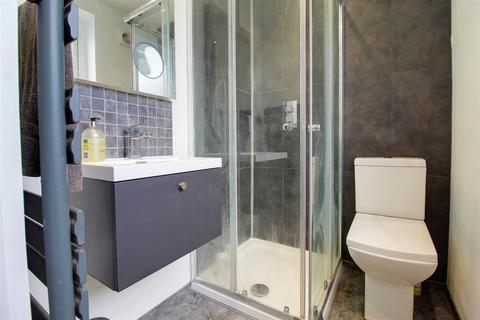 31 Station Road, Welham Green, Hatfield, AL9 7PQ