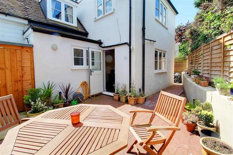 31 Station Road, Welham Green, Hatfield, AL9 7PQ