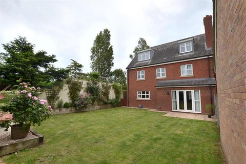 5 bedroom detached house for sale, Windrush Close, Sileby LE12