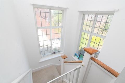 64 Chiltern Road, Sutton, SM2 5RD