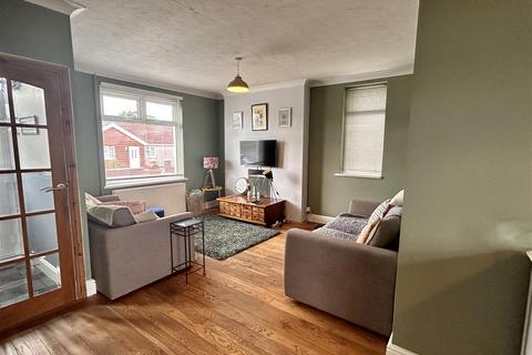 84 Bethania Road, Upper Tumble, Llanelli, SA14 6ED