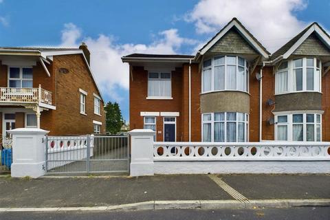 4 bedroom semi-detached house for sale, Park Avenue, Porthcawl CF36