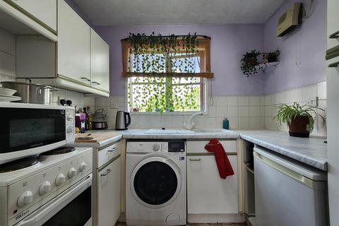 Studio for sale, Hardwick Crescent, Dartford