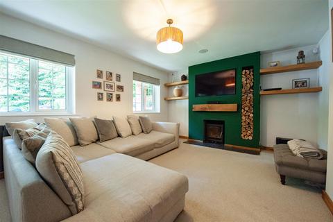 1 Central Lodge, Wrotham, Sevenoaks, TN15 7JW