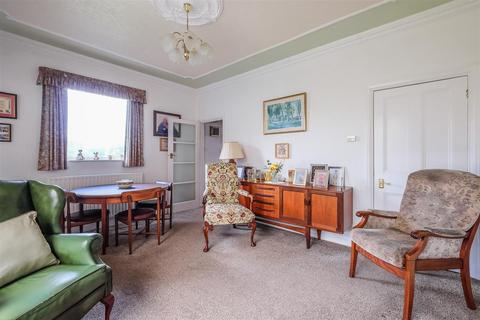 89 Lightcliffe Road, Brighouse, HD6 2HH