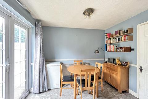 37 Allington Drive, Barrs Court, Bristol, BS30 7AS
