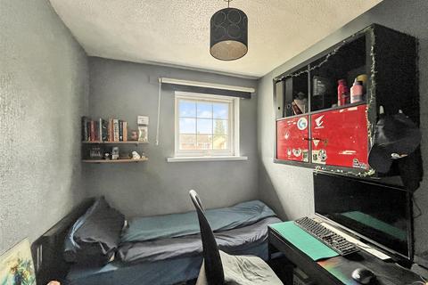 37 Allington Drive, Barrs Court, Bristol, BS30 7AS