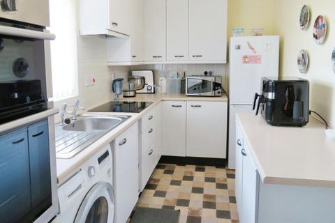 2 bedroom flat for sale, The Orchard, Brandon IP27