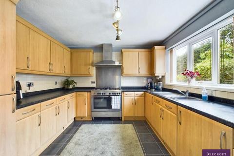 15 Burtop Croft, Hemingfield, Barnsley, S73 0QR
