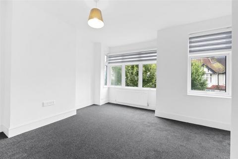 2 bedroom house for sale, Gore Road, Raynes Park