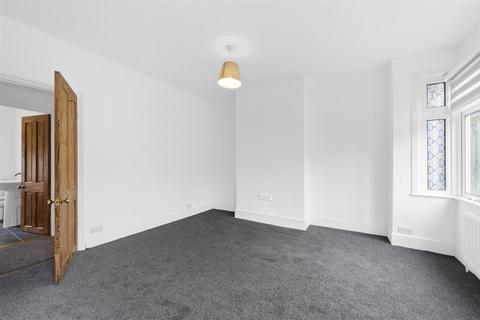 2 bedroom house for sale, Gore Road, Raynes Park