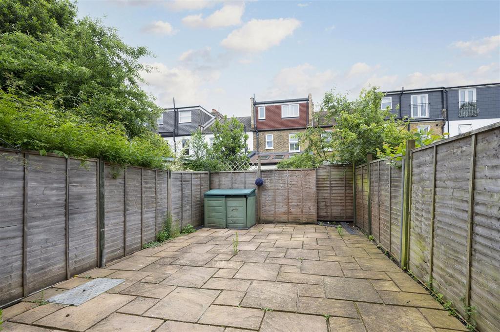16 Gore Road,15.jpg