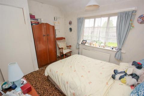 61 Blinco Road, Rushden, NN10 0EA