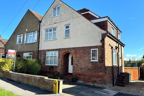 4 bedroom semi-detached house for sale, Derrymore Road, Willerby, Hull