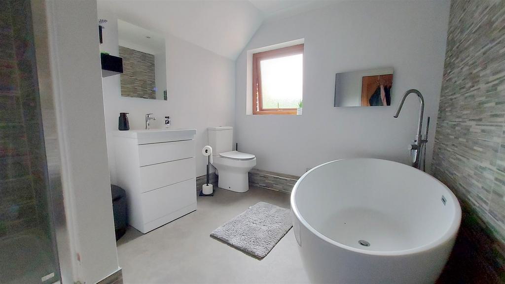 Principal Ensuite