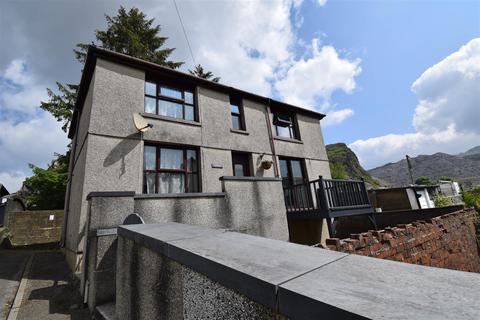 3 bedroom detached house for sale, The Square, Blaenau Ffestiniog