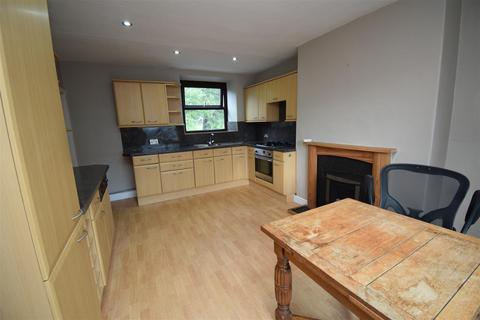 3 bedroom detached house for sale, The Square, Blaenau Ffestiniog