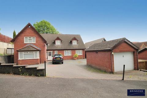 4 bedroom detached house for sale, Bryn Derwen, Energlyn, Caerphilly