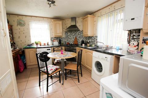 3 bedroom semi-detached house for sale, Kiln Way, Wellingborough NN8