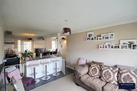 4 bedroom semi-detached house for sale, Cae'r Fferm, Caerphilly