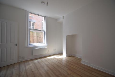 1 bedroom flat to rent, Park End Road, Gloucester