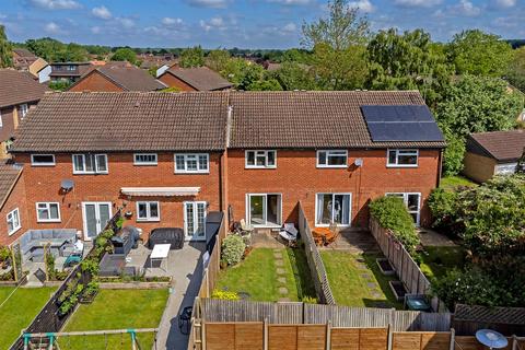 2 bedroom terraced house for sale, Craiglands, St. Albans