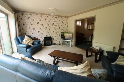 3 bedroom detached house for sale, Westfield Drive, Hurworth, Darlington