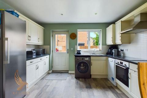 10 Bailey Close, Pontefract, WF8 2NR