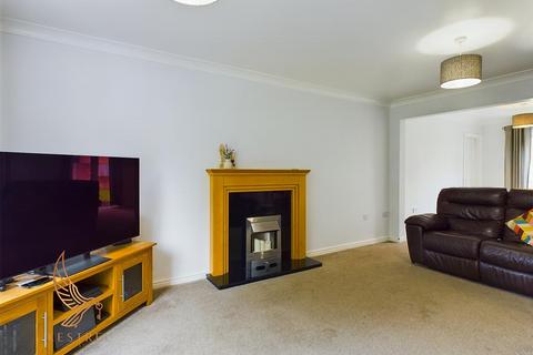 10 Bailey Close, Pontefract, WF8 2NR