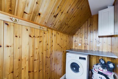 34 Castle Drive, Lochyside, Fort William, PH33 7NS