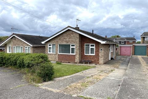 3 bedroom detached bungalow for sale, Worlingham Way, Lowestoft