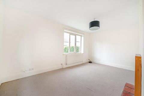 26 Croft Drive, Bramham, Wetherby, LS23 6RJ