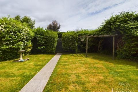 11 Bramble Way, Old Basing, Basingstoke, RG24 7JS