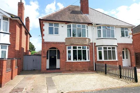 3 bedroom semi-detached house for sale, Bewdley Road North, Stourport-On-Severn