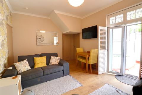 1 bedroom apartment for sale, Brookdale Avenue, Ilfracombe, Devon, EX34