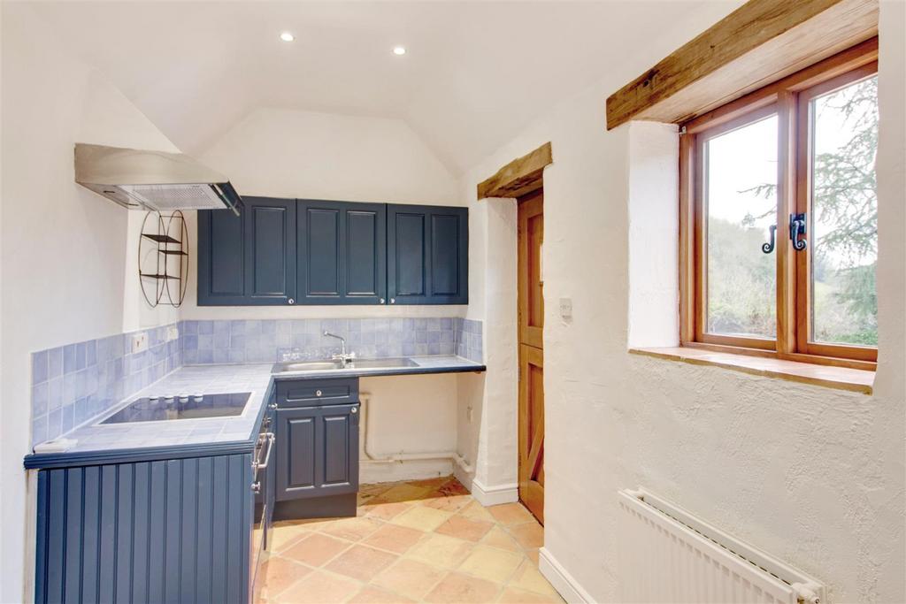 Cottage kitchen