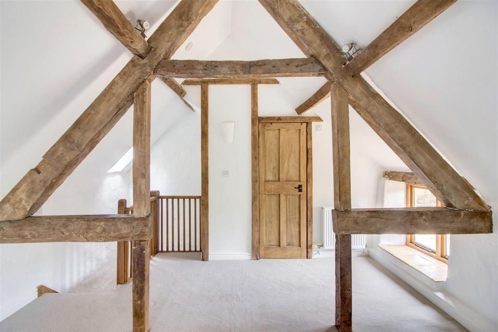 Cottage bedroom