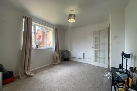 1 bedroom flat for sale, Ascot Court, Aldershot GU11