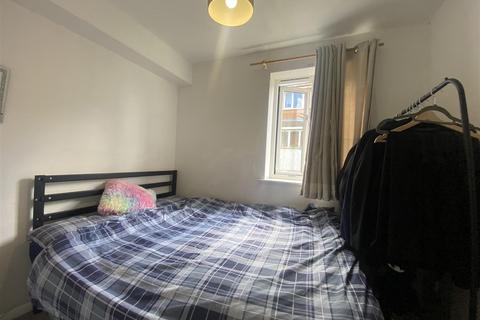 1 bedroom flat for sale, Ascot Court, Aldershot GU11