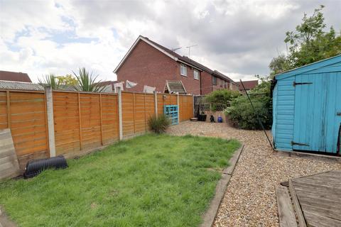 2 bedroom semi-detached house for sale, Kestrel Drive, Crewe